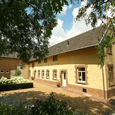 With Garden Views, Cleaning Included Holiday home *