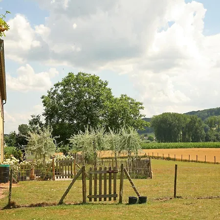 With Garden Views, Cleaning Included * Wijlre